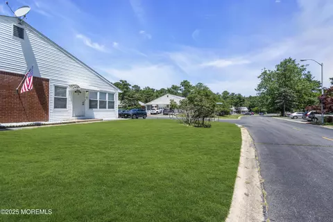 Exterior - 197 Laurel Pl #A, Whiting, NJ 08759 photo 3 of 3