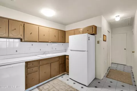 Entry Way - 197 Laurel Pl #A, Whiting, NJ 08759 photo 3 of 3