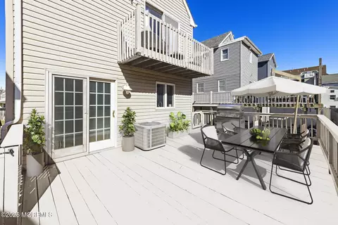 18 Surf St, Sea Bright, NJ 07760 photo 1