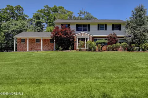 5 Eagle Hill Rd, Holmdel, NJ 07733