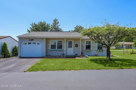 17 Churchill Rd #71, Whiting, NJ 08759
