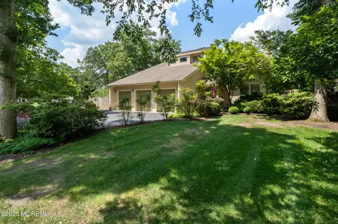 715 Radcliffe Rd, Lanoka Harbor, NJ 08734
