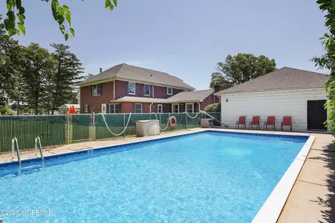 210 Main St, Port Monmouth, NJ 07758