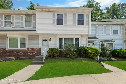 167 Meli Ln, Jackson, NJ 08527
