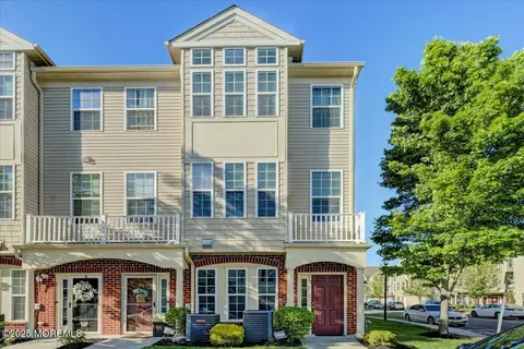 2 Michael Dr, Tinton Falls, NJ 07712