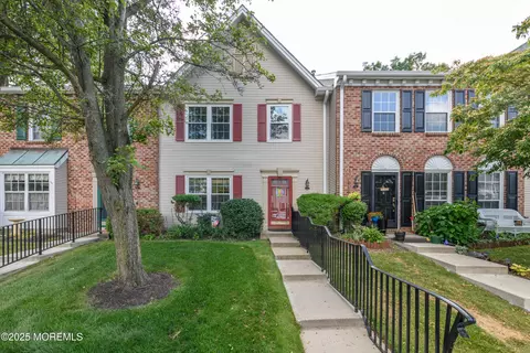 60 Beaumont Ct, Tinton Falls, NJ 07724