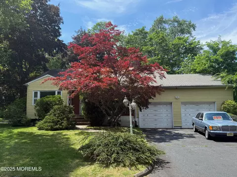 34 Woodbrook Cir, Westfield, NJ 07090