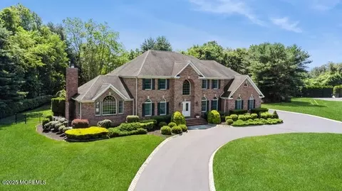 9 Wide Horizons Dr, Colts Neck, NJ 07722