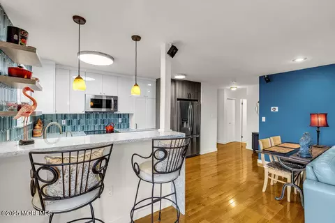 302 5th Ave #18, Asbury Park, NJ 07712
