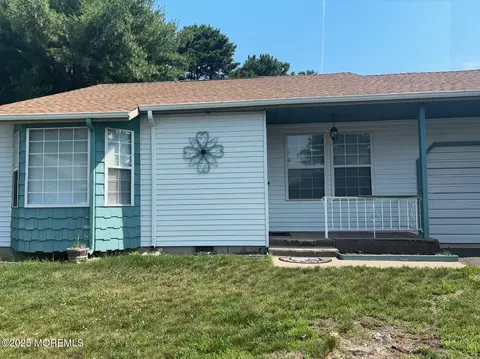 50 Berkshire Rd #A, Whiting, NJ 08759