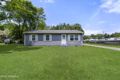 240 Radio Rd, Little Egg Harbor, NJ 08087