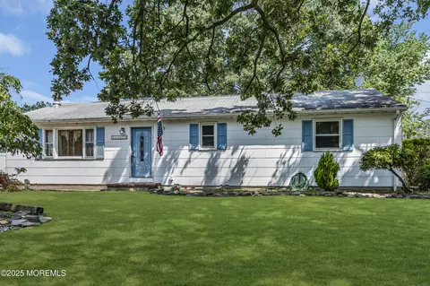 1341 1st Ave, Toms River, NJ 08757