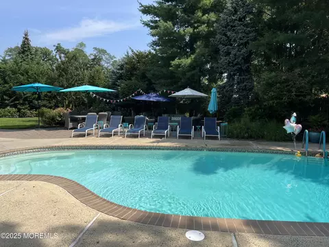 22 Muncy Dr, West Long Branch, NJ 07764