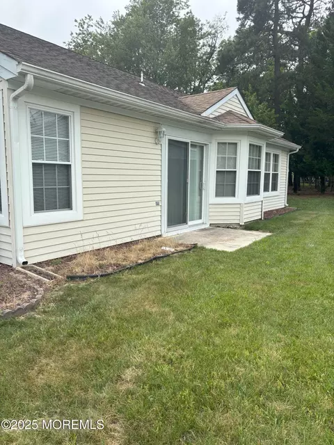 2009 Brookdale Dr, Forked River, NJ 08731 photo 5