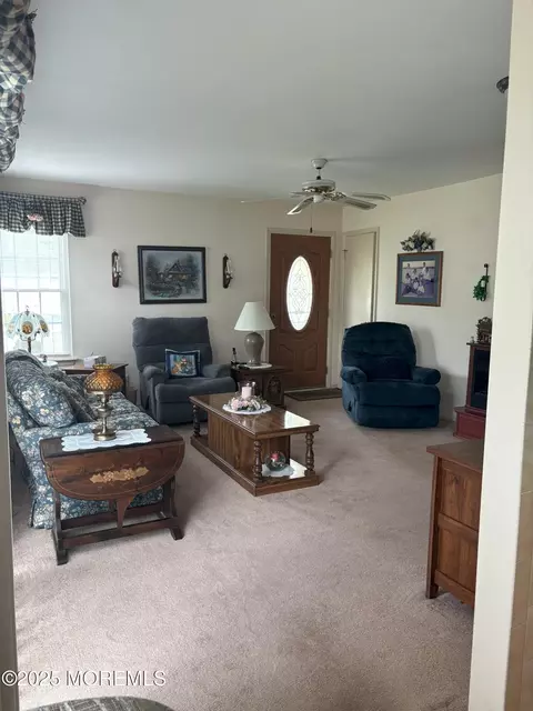 2009 Brookdale Dr, Forked River, NJ 08731 photo 9