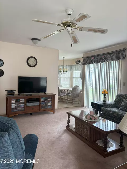 2009 Brookdale Dr, Forked River, NJ 08731 photo 8