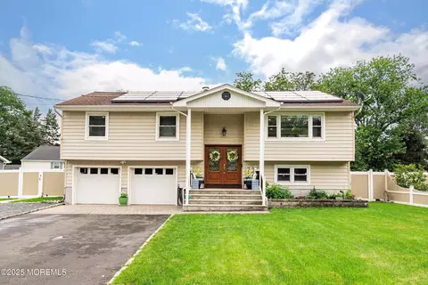 547 Clifton Ave, Toms River, NJ 08753