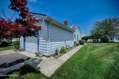 18 Leighton Ct, Berkeley, NJ 08721 photo 31