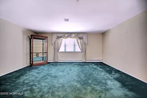 18 Leighton Ct, Berkeley, NJ 08721 photo 3