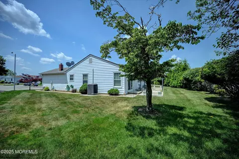 18 Leighton Ct, Berkeley, NJ 08721 photo 27