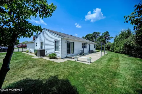 18 Leighton Ct, Berkeley, NJ 08721 photo 26