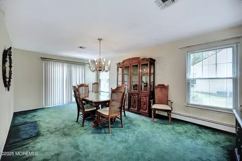 18 Leighton Ct, Berkeley, NJ 08721 photo 12