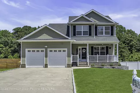 29 Seameadow Dr, Little Egg Harbor, NJ 08087