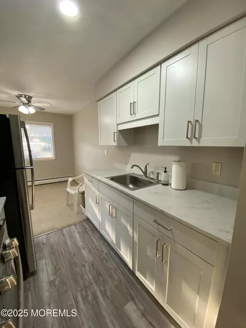 10 E Windsor Ter, Freehold, NJ 07728