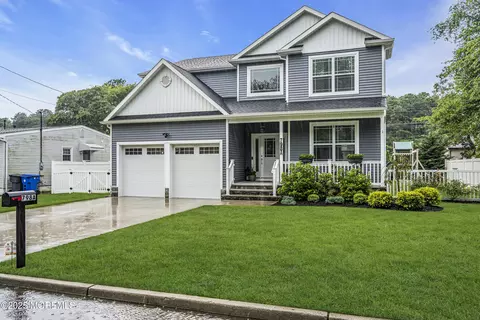 798 Warren St # A, Toms River, NJ 08753