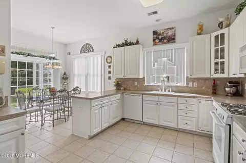 Kitchen - 3 Millstone Way, Waretown, NJ 08758 photo 1 of 6
