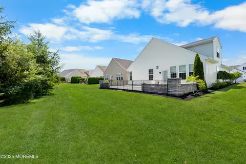 39 Mason Dr, Jackson, NJ 08527 photo 9