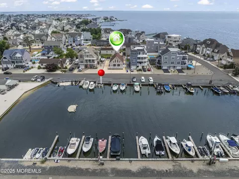 21 Seabreeze Rd, Toms River, NJ 08753