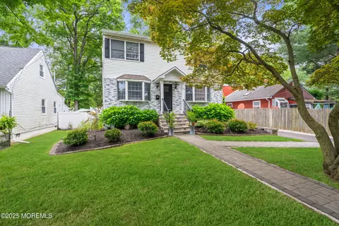 15 Park Blvd, Ocean, NJ 07712