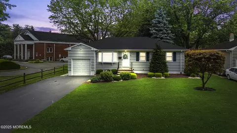 72 Broadway Rd, Freehold, NJ 07728