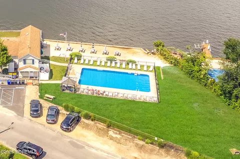 Exterior - 90 Dock Rd, Brick, NJ 08723 photo 8 of 9