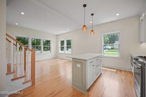 569 Ocean Blvd, Leonardo, NJ 07737 photo 9