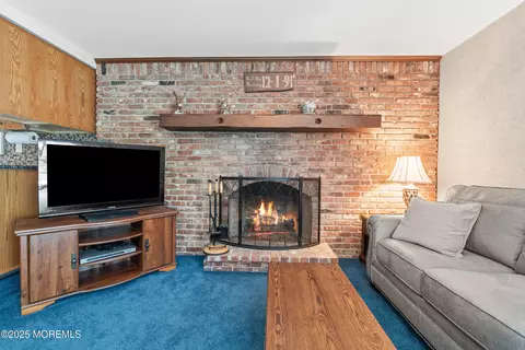 401 Meredith Ln, Brick, NJ 08723 photo 17