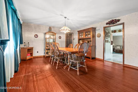 401 Meredith Ln, Brick, NJ 08723 photo 7