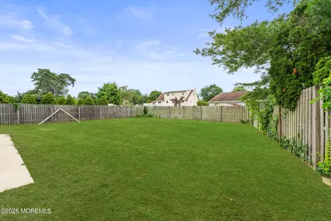 401 Meredith Ln, Brick, NJ 08723 photo 32
