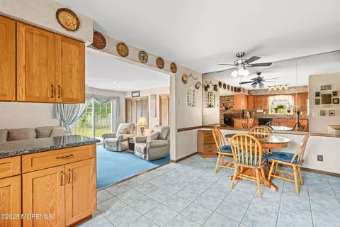 401 Meredith Ln, Brick, NJ 08723 photo 11