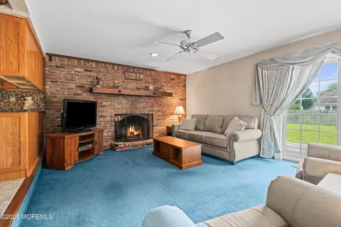 401 Meredith Ln, Brick, NJ 08723 photo 16