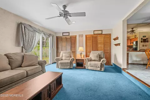 401 Meredith Ln, Brick, NJ 08723 photo 18