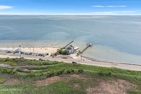 379 Bayshore Dr, Barnegat, NJ 08005