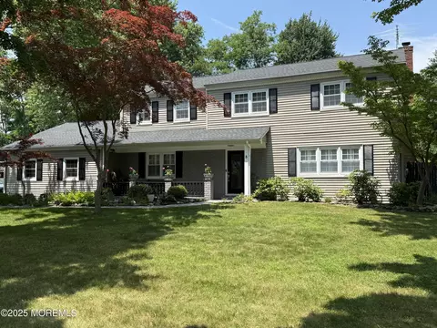 8 David St, Ocean, NJ 07712