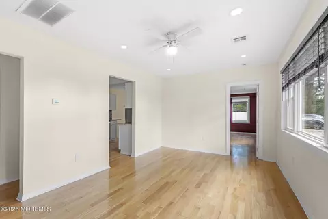 Living - 21 Scoop Rd, Brick, NJ 08723 photo 1 of 2