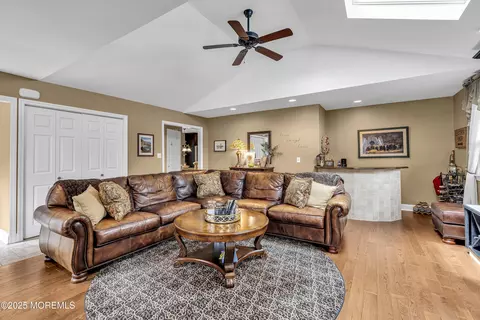 70 N Boston Rd, Jackson, NJ 08527