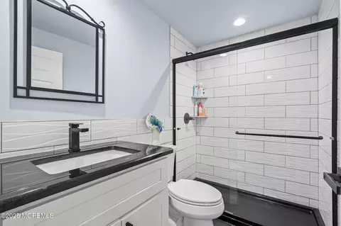 Bath - 56 Walter Dr, Jackson, NJ 08527 photo 2 of 2