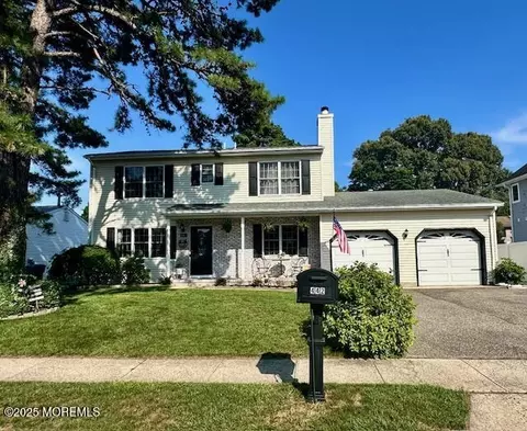 442 Mamie Dr, Brick, NJ 08723