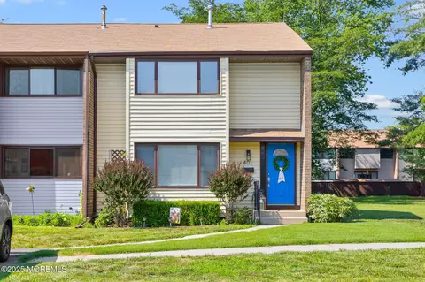 401 Jefferson Dr, East Windsor, NJ 08520