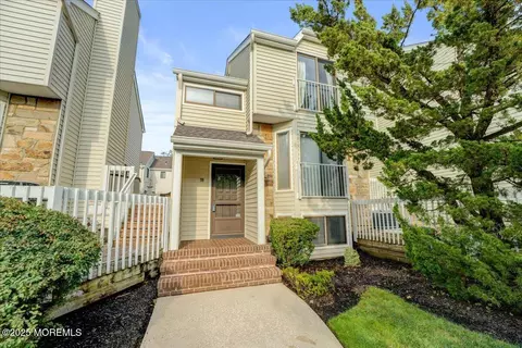580 Patten Ave #18, Long Branch, NJ 07740